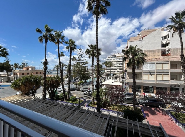 Wiederverkauf - Wohnung - Torrevieja - Torrevieja Centro