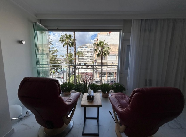 Wiederverkauf - Wohnung - Torrevieja - Torrevieja Centro