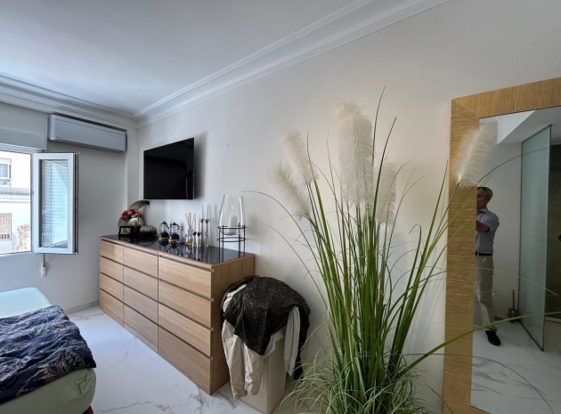 Wiederverkauf - Wohnung - Torrevieja - Torrevieja Centro