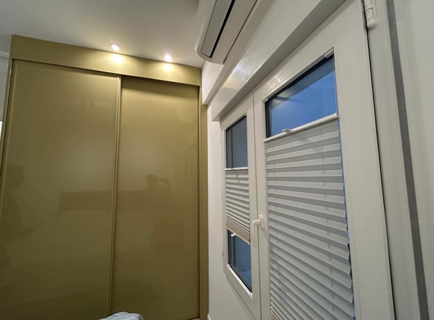 Wiederverkauf - Wohnung - Torrevieja - Torrevieja Centro