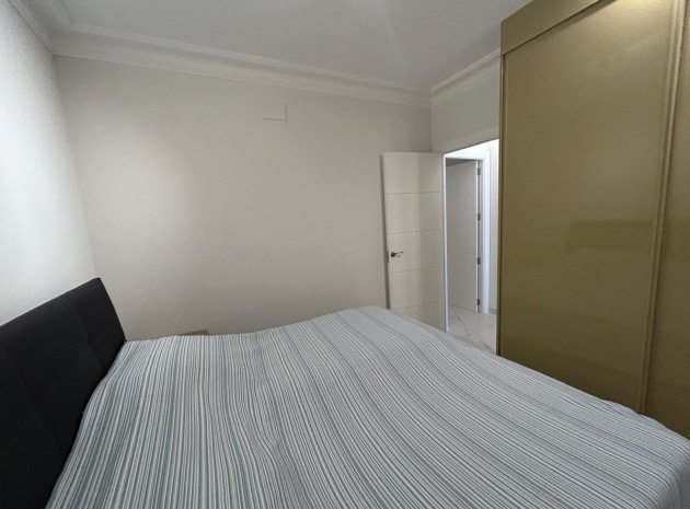 Wiederverkauf - Wohnung - Torrevieja - Torrevieja Centro