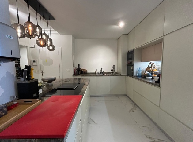 Wiederverkauf - Wohnung - Torrevieja - Torrevieja Centro