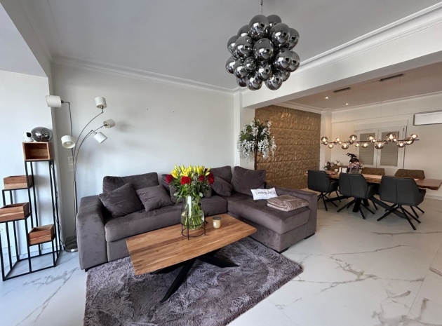 Wiederverkauf - Wohnung - Torrevieja - Torrevieja Centro