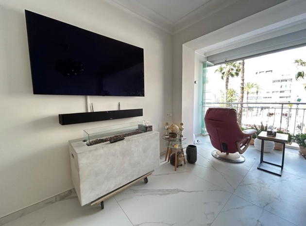 Wiederverkauf - Wohnung - Torrevieja - Torrevieja Centro