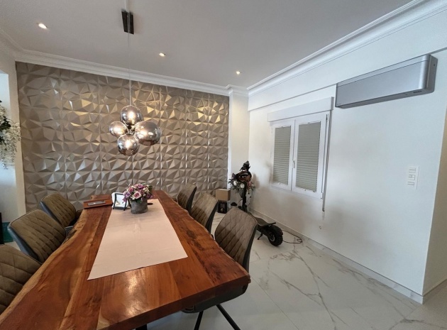 Wiederverkauf - Wohnung - Torrevieja - Torrevieja Centro