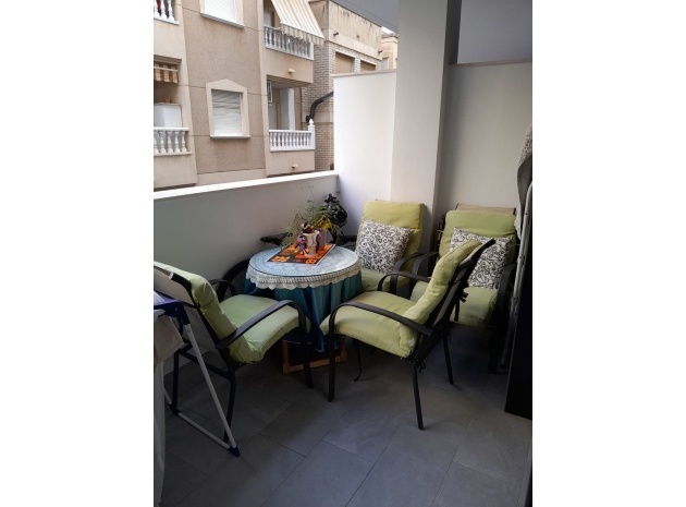 Wiederverkauf - Wohnung - Torrevieja - Torrevieja Centro