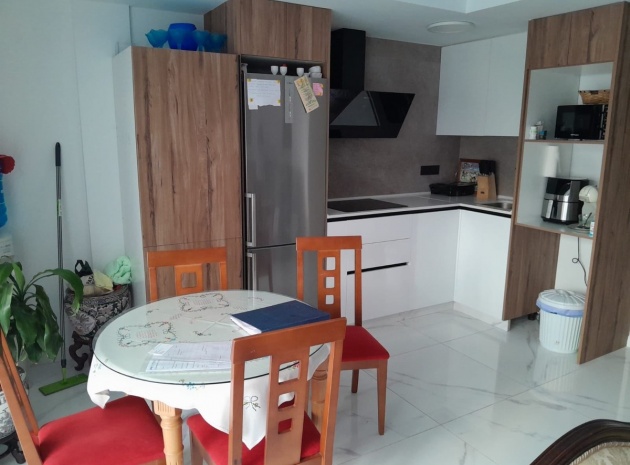 Wiederverkauf - Wohnung - Torrevieja - Torrevieja Centro