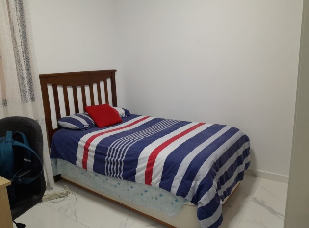 Wiederverkauf - Wohnung - Torrevieja - Torrevieja Centro
