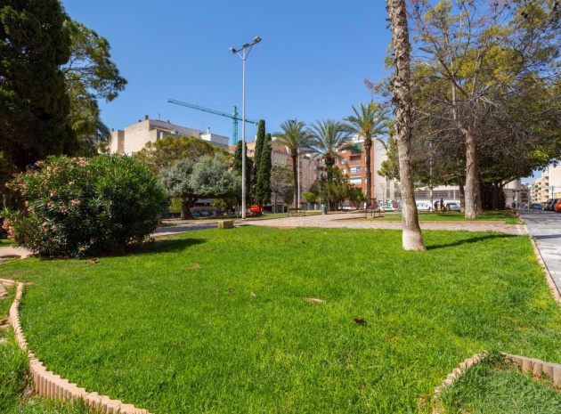 Wiederverkauf - Wohnung - Torrevieja - Torrevieja Centro