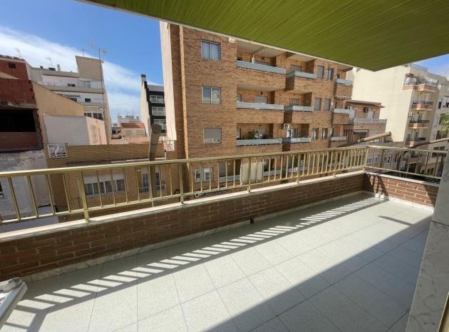 Wiederverkauf - Wohnung - Torrevieja - Torrevieja Centro