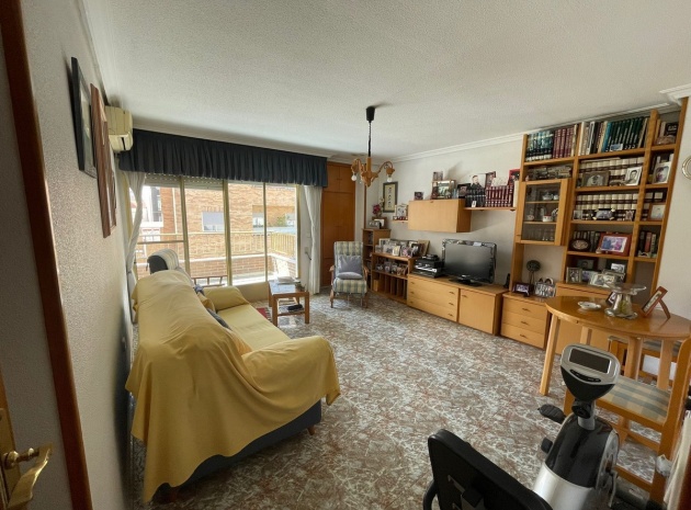 Wiederverkauf - Wohnung - Torrevieja - Torrevieja Centro