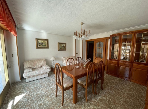 Wiederverkauf - Wohnung - Torrevieja - Torrevieja Centro