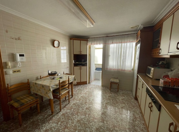 Wiederverkauf - Wohnung - Torrevieja - Torrevieja Centro
