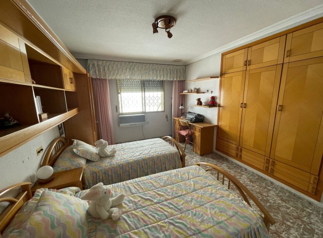 Wiederverkauf - Wohnung - Torrevieja - Torrevieja Centro