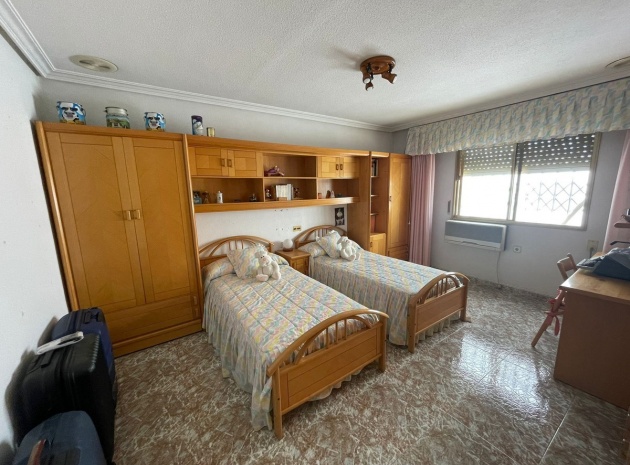 Wiederverkauf - Wohnung - Torrevieja - Torrevieja Centro