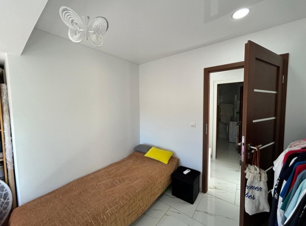 Wiederverkauf - Wohnung - Torrevieja - Torrevieja Centro