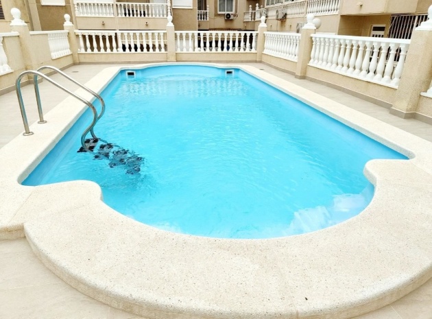 Wiederverkauf - Wohnung - Torrevieja - Torrevieja Centro
