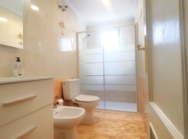 Wiederverkauf - Wohnung - Torrevieja - Torrevieja Centro