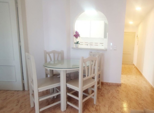 Wiederverkauf - Wohnung - Torrevieja - Torrevieja Centro