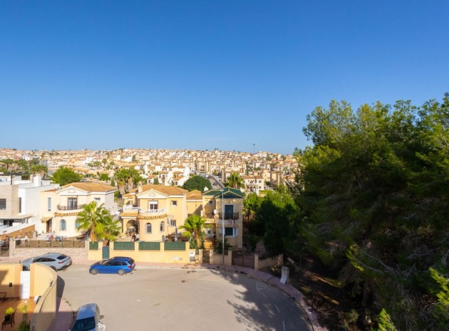 Wiederverkauf - Villa - Orihuela - Villamartin