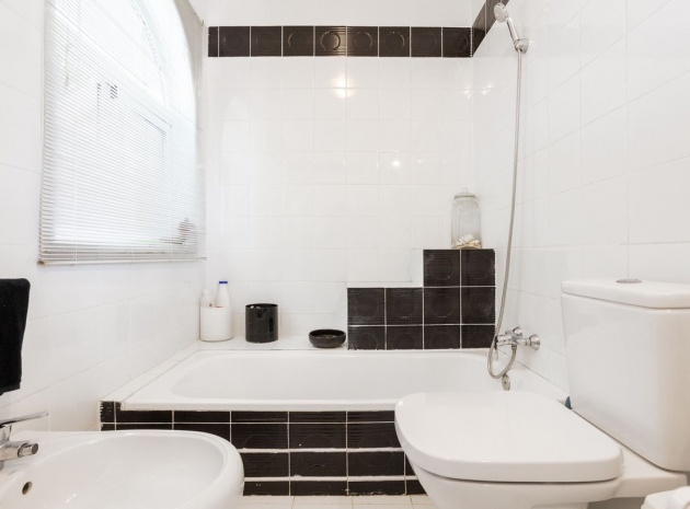 Wiederverkauf - Villa - Torrevieja - Torrevieja Centro