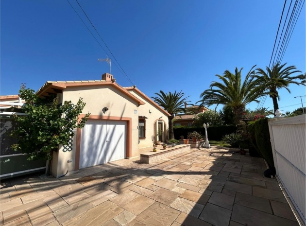 Återförsäljning - Villa - Orihuela - Cabo Roig