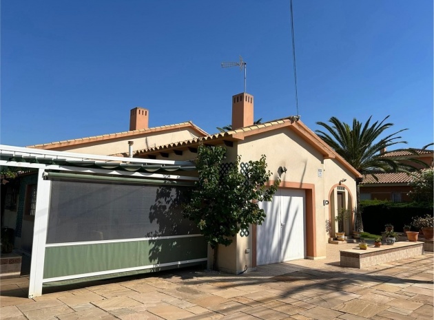 Återförsäljning - Villa - Orihuela - Cabo Roig