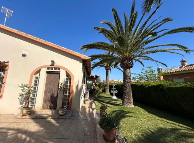 Återförsäljning - Villa - Orihuela - Cabo Roig