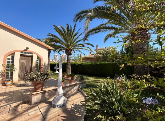 Återförsäljning - Villa - Orihuela - Cabo Roig
