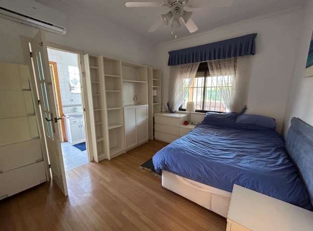 Återförsäljning - Villa - Orihuela - Cabo Roig