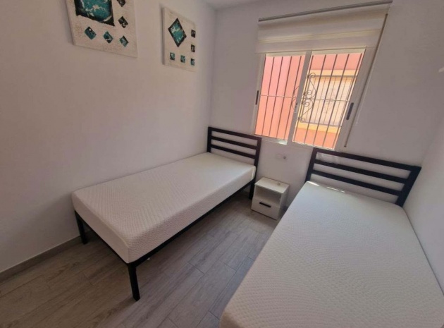 Wiederverkauf - Stadthaus - Torrevieja - Torrevieja Centro