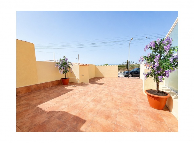Återförsäljning - Lägenhet - Torrevieja - La Siesta - El Salado - Torreta