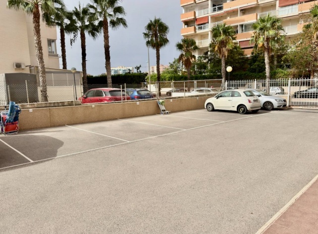 Resale - Apartment - Guardamar del Segura