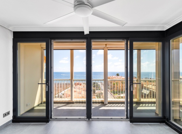 Återförsäljning - Lägenhet - Torrevieja - Rocio del Mar