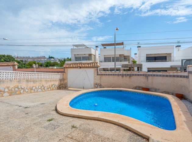 Resale - Villa - Villamartin - El Galan