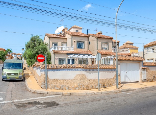 Resale - Villa - Villamartin - El Galan