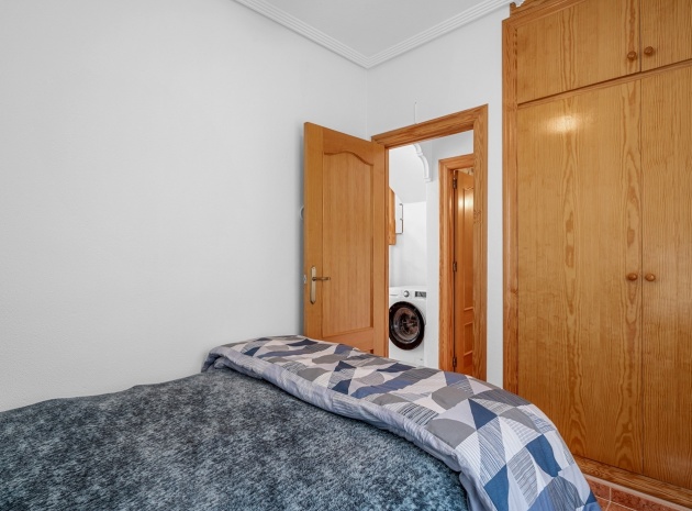 Resale - Villa - Villamartin - El Galan