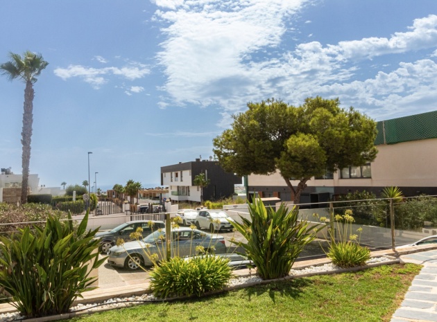 Återförsäljning - Lägenhet - Villamartin - La Fuente