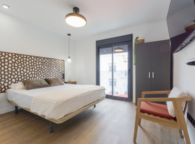 Resale - Villa - Torrevieja - Torrevieja Centro