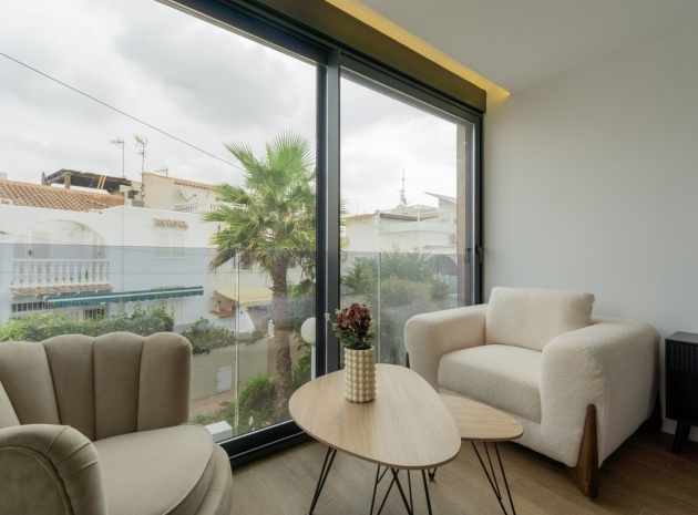 Resale - Villa - Torrevieja - Torrevieja Centro