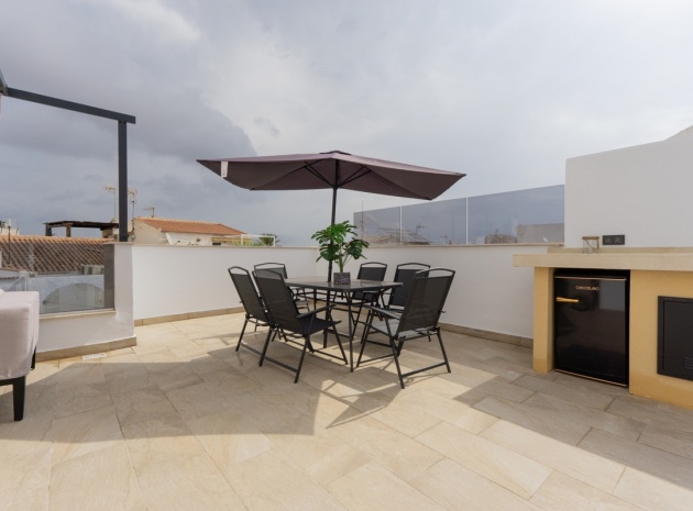 Resale - Villa - Torrevieja - Torrevieja Centro