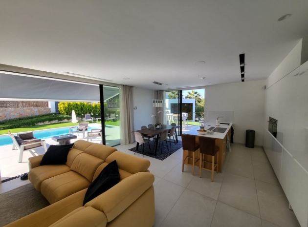 Återförsäljning - Villa - Orihuela - Orihuela Centro