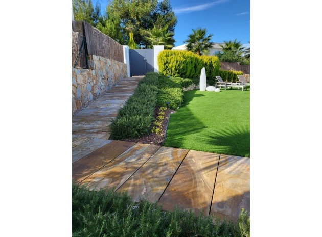 Återförsäljning - Villa - Orihuela - Orihuela Centro