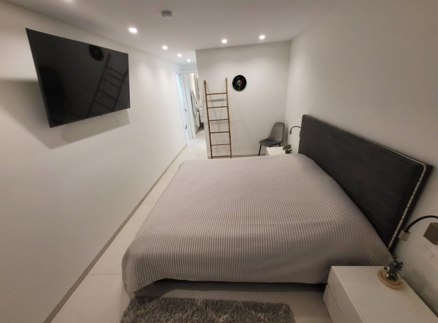 Återförsäljning - Villa - Orihuela - Orihuela Centro