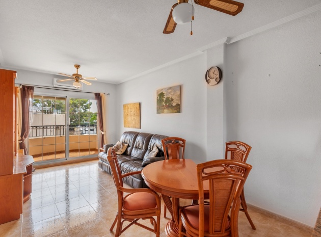 Resale - Apartment - Orihuela - Villamartin