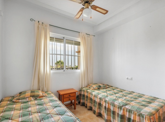 Resale - Apartment - Orihuela - Villamartin