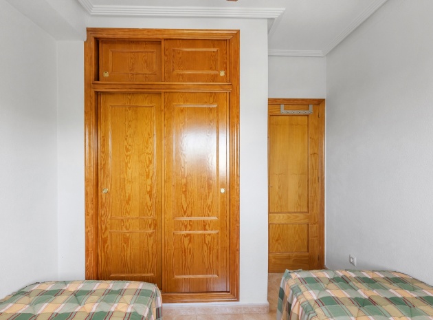 Resale - Apartment - Orihuela - Villamartin