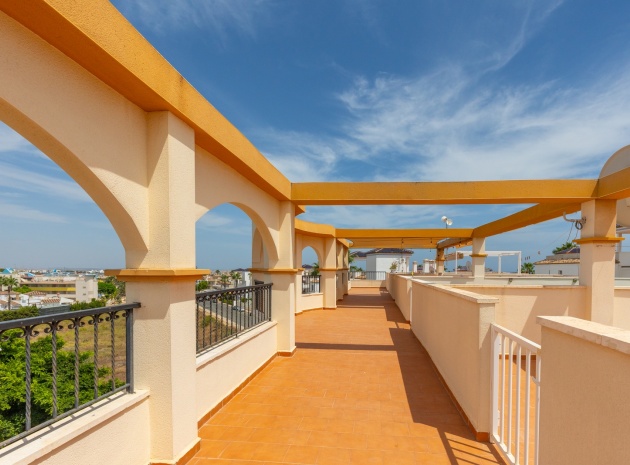 Resale - Apartment - Orihuela - Villamartin