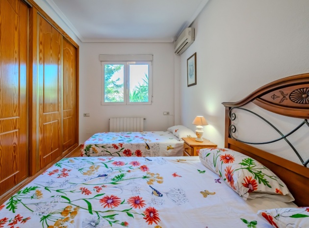 Wederverkoop - Country Property - Rojales