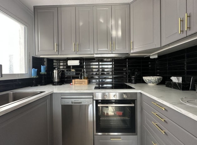 Wederverkoop - Appartement - Torrevieja - Torrevieja Centro